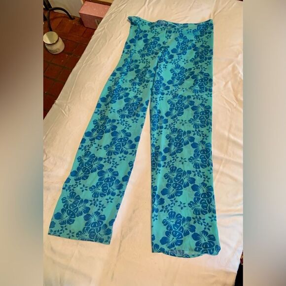 Victoria Secret Pool Pants - Picture 2 of 4